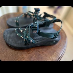 Chacos size 9.  Practically new condition.   Dark green-light green-beige-coral